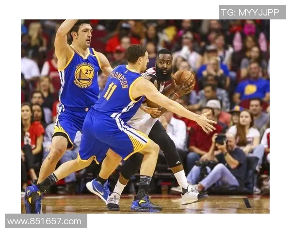 深圳网球队包夹战术分析及其对比赛结果的影响探讨